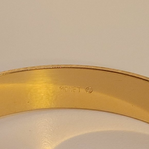 Size 7 - (5) Piece Monet/Napier Gold Bangle Ensemble - Picture 5 of 7